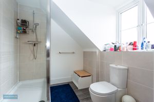 En-Suite- click for photo gallery